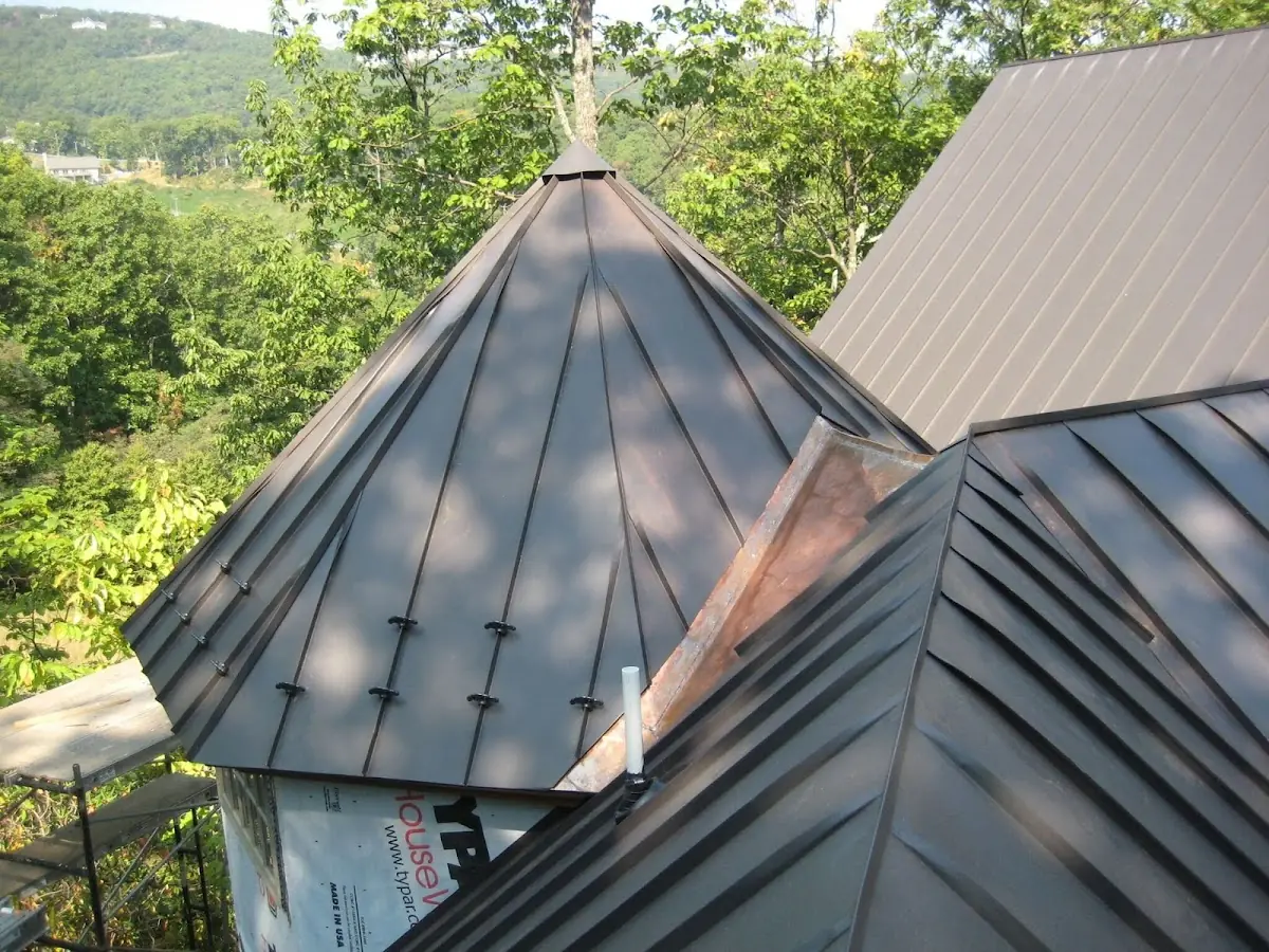 Professional Shingle Replacement & Repair by Craftsman Roofing in Wildwood